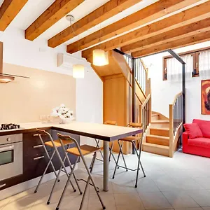https://little-canal-3.hotelslidodijesolo.com