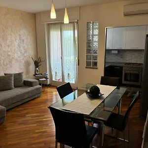 https://la-casa-di-ambra.it-lombardy.com